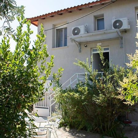 Anadora 2: Hospitable Stone House With Yard Apartment Alexandroupoli Exterior photo